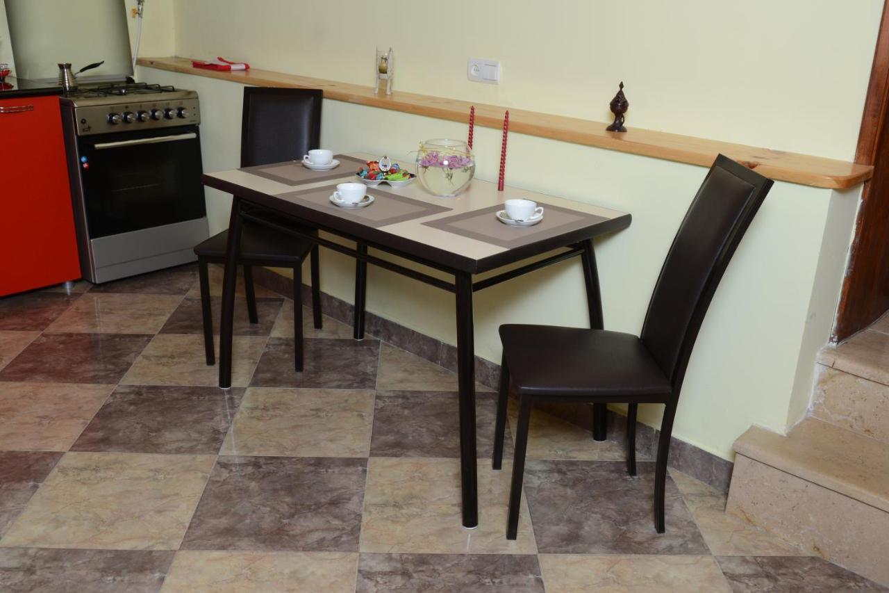 Salomes Apartment Tuti Borjomi Ngoại thất bức ảnh
