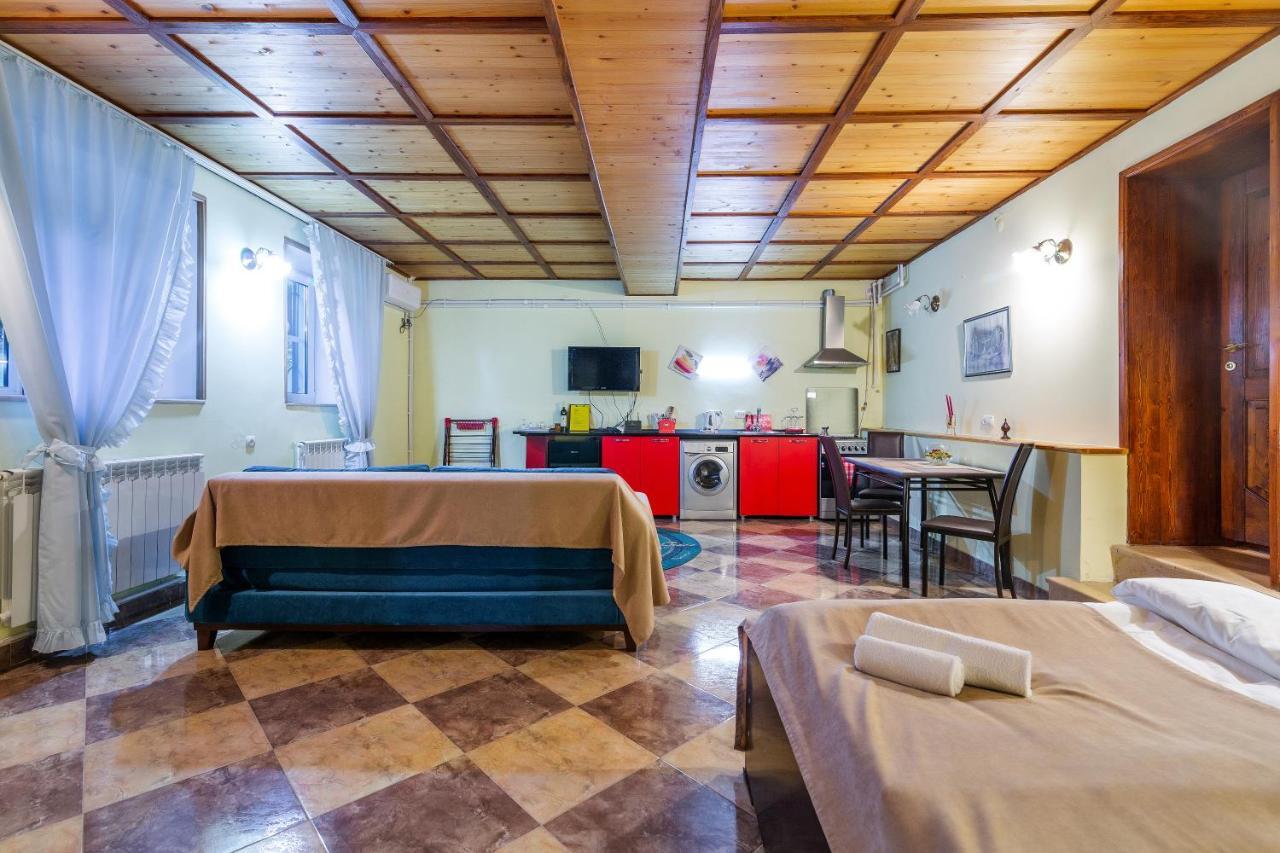 Salomes Apartment Tuti Borjomi Ngoại thất bức ảnh