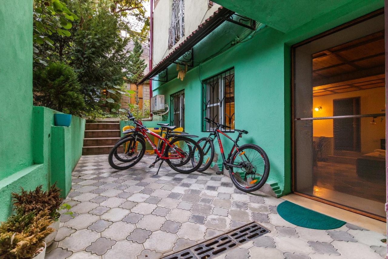 Salomes Apartment Tuti Borjomi Ngoại thất bức ảnh