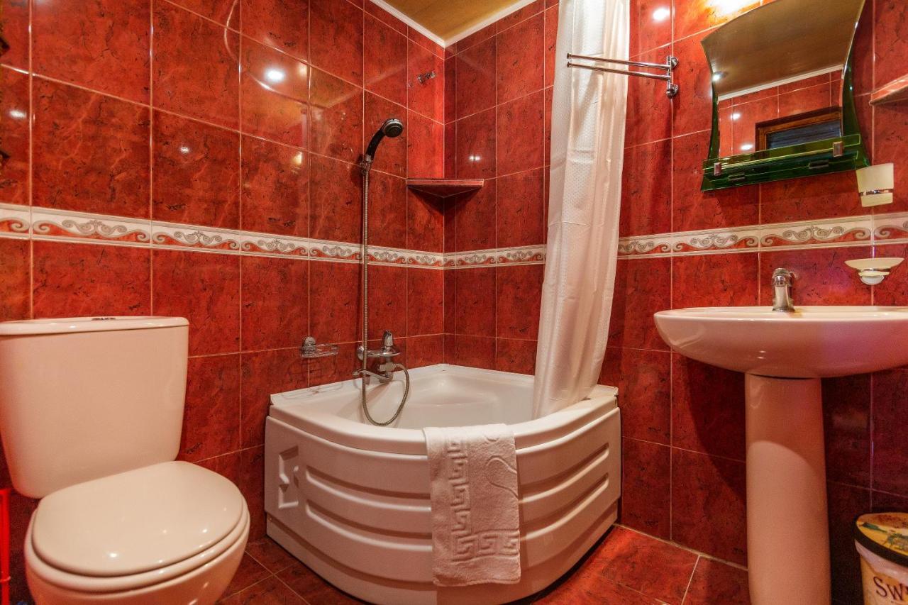 Salomes Apartment Tuti Borjomi Ngoại thất bức ảnh